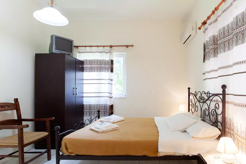 Spacious Villa in Crete Bali - Villa Klados - Bedroom 2